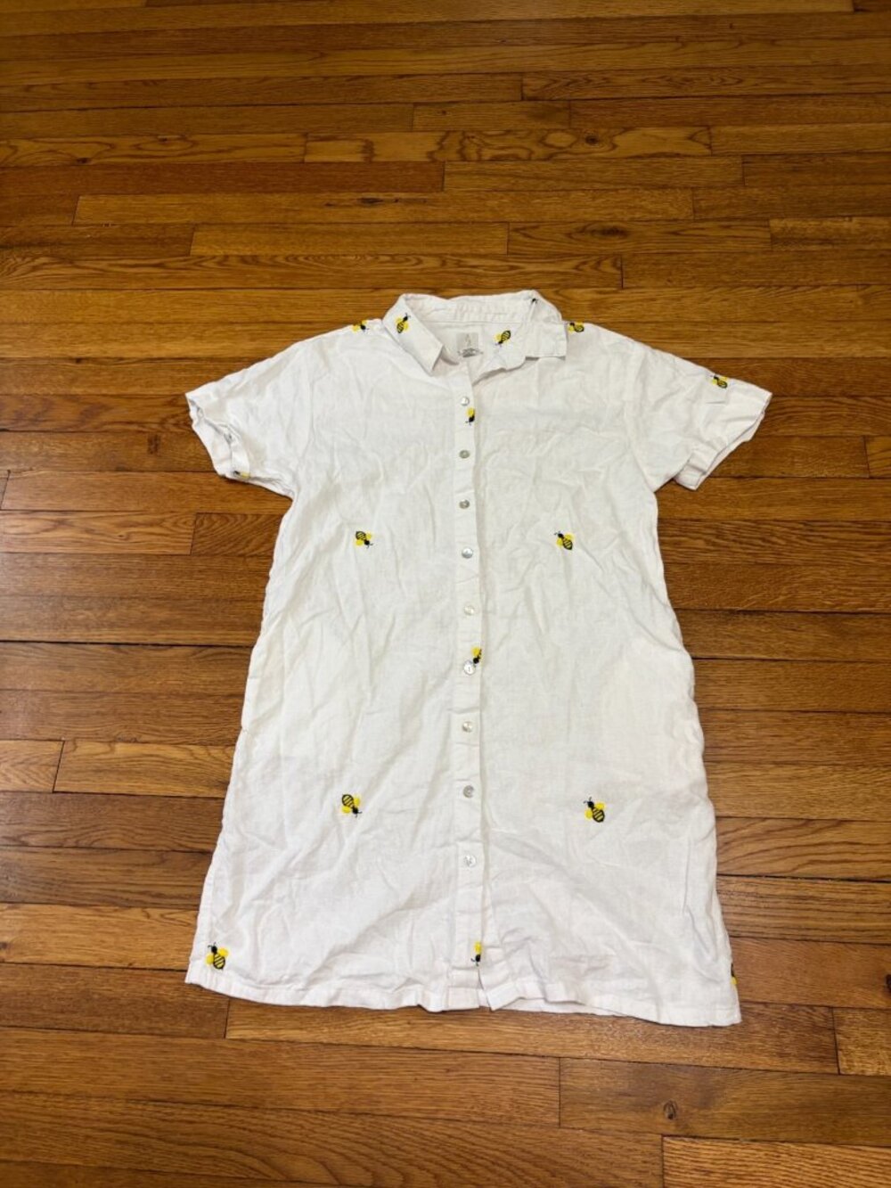 Joie Women’s Button Up Shirt Dress Size Medium White Bumble Bee Linen Blend
